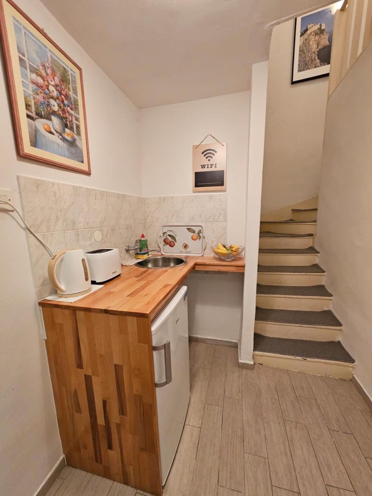 De Spot Guest House - Pile Old Town Gate 두브로브니크 외부 사진